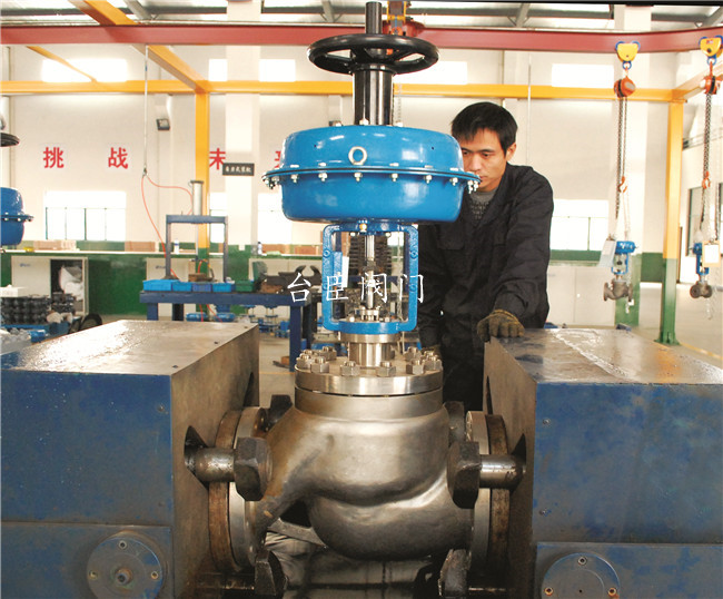 氣動套筒調(diào)節(jié)閥圖片